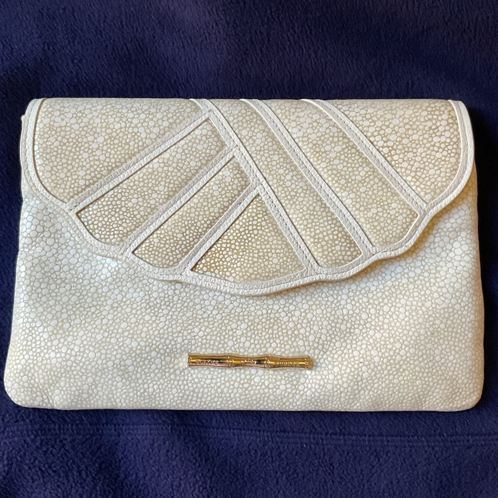 Elaine Turner Izzy Leather Clutch